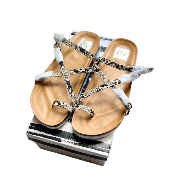 DV by DOLCE VITA BOUDICCA BUCKLED STRAP SANDAL - Picture 9 of 11